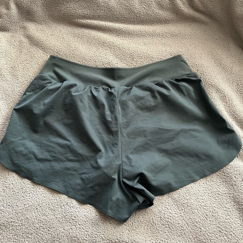 Ultra Stretch Active Running Dark Green Shorts Large - Picture 3 of 9